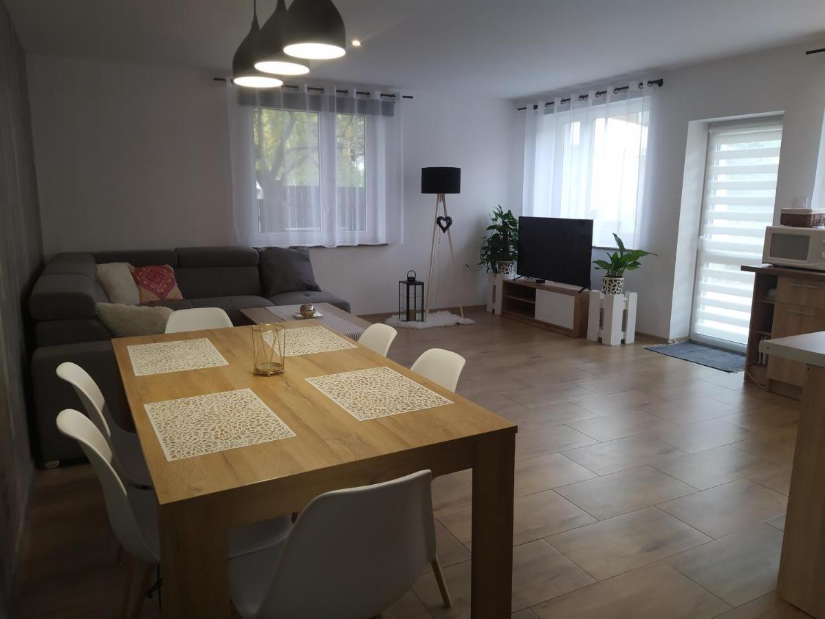 Apartament Kaola Jelenia Góra Buitenkant foto